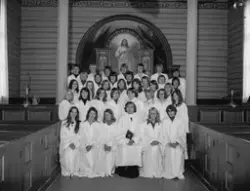 Konfirmanter i Kleive kirke i 1977.