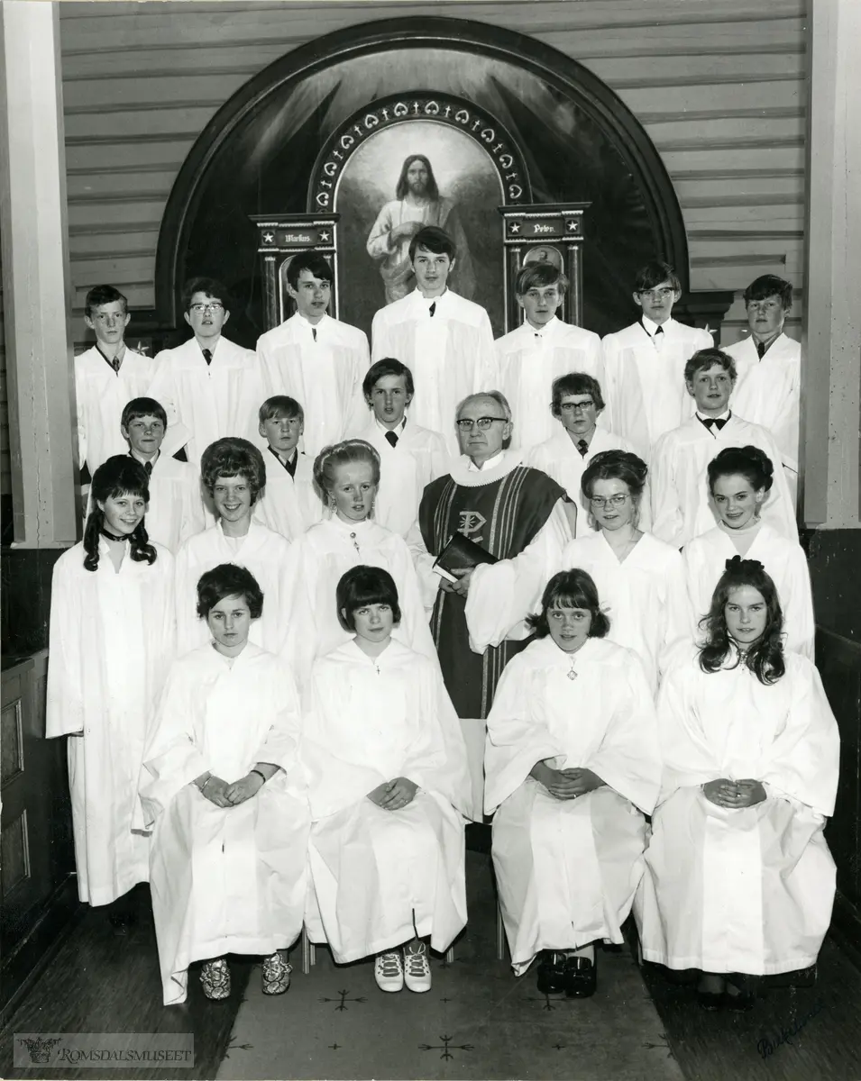 Konfirmasjon i Kleive kirke.