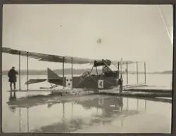 Höägernäs 1921. (vintern). S.o.s. missöde på svag is.