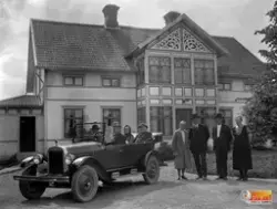 Från vänster:
1. Okänd passagerare i framsätet
2. Jonas Ande