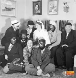 Möhippa för Tora Brattén (kvinnan i brudutstyrsel)