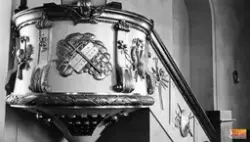 Predikstolen i Segersta Kyrka under 1930 talet.