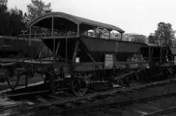 Bunntømmingsvogn litra Ø2 type 1 nr. 16751 på Lillehammer st