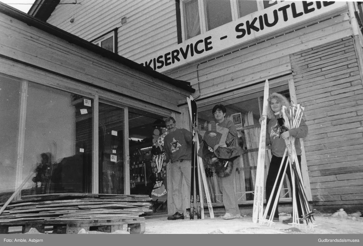 J.Holum Sport, Dombås