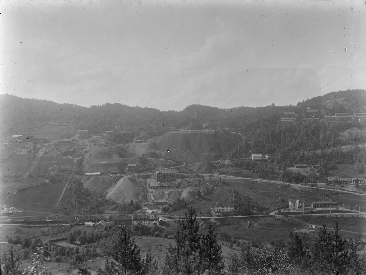 Løkken Verk, vestre dalside, i 1908.
