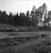 Idrottstävlingar på Värendsvallen, 1944.
Längdhopp för herrar.