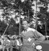 En tävlande i träningsoverall.
Idrottstävlingar på Värendsvallen, 1944.