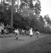 Idrottstävlingar på Värendsvallen, 1944.
Starten i sprinterlopp för herrar.