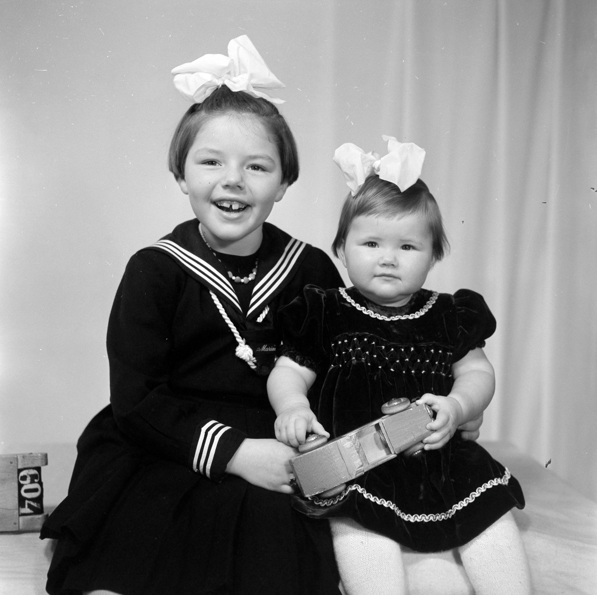 Inger og Kristin Nesgård