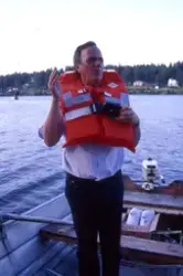 Medföljande text: "Hans Manneby i flytväst, juni".