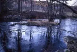 Medföljande text: "F.d. fiskeplats i Enningdalselva för lax 