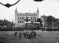 Akershusfestlighetene, turnering, tribune, publikum, Kommand