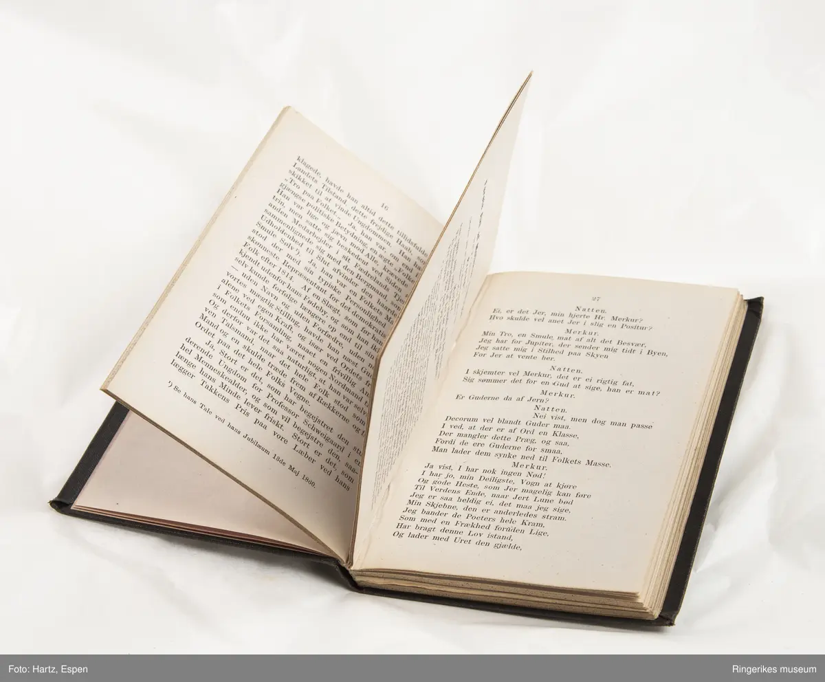 YDUN. Nordisk Studenterkalender 1873. Det norske studentersamfunds foranstaltning. Trykket i Christiania i 1872, i kommisjon his Alb. Cammermeyer. 152 sider.