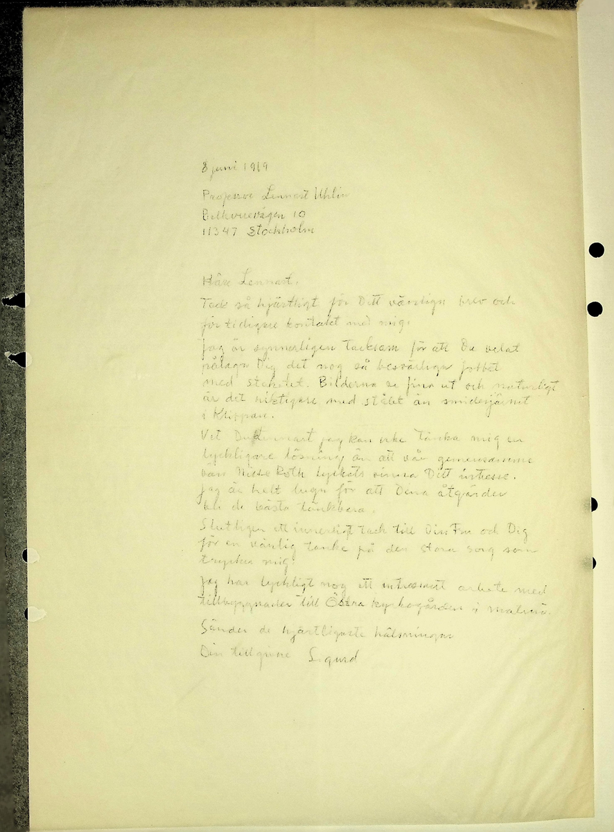 Markuskyrkan
Korrespondens, anteckningar, tygprover