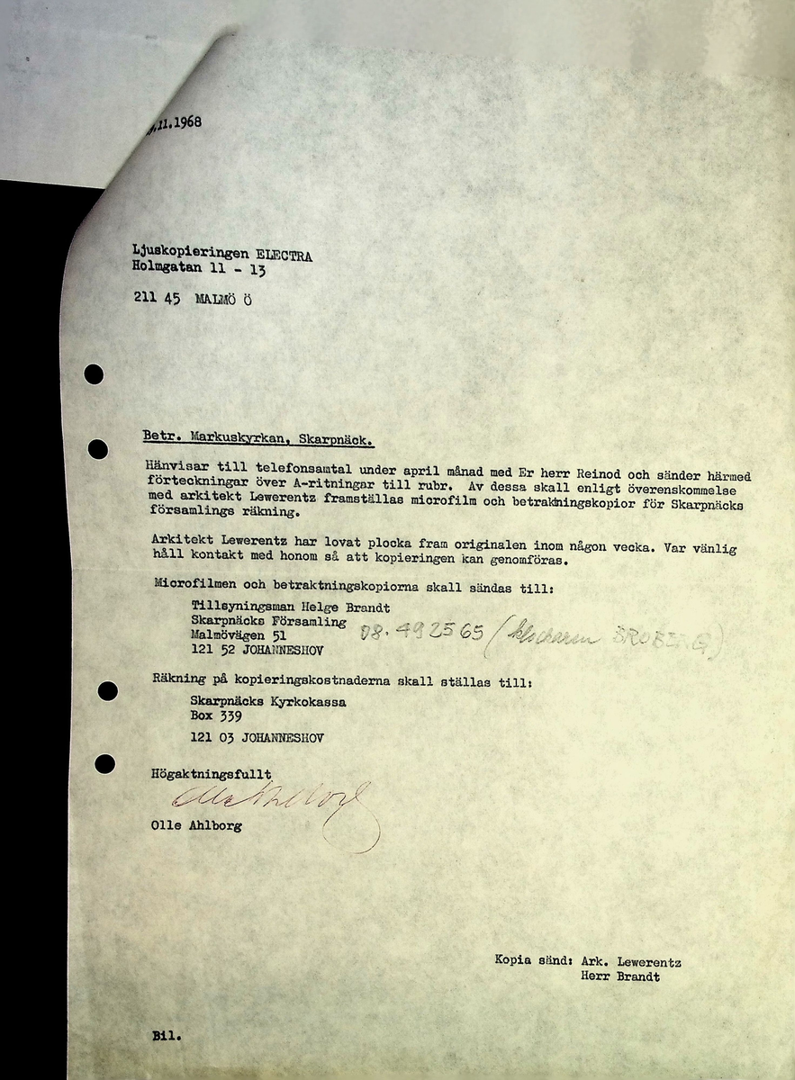 Markuskyrkan
Korrespondens, anteckningar, tygprover