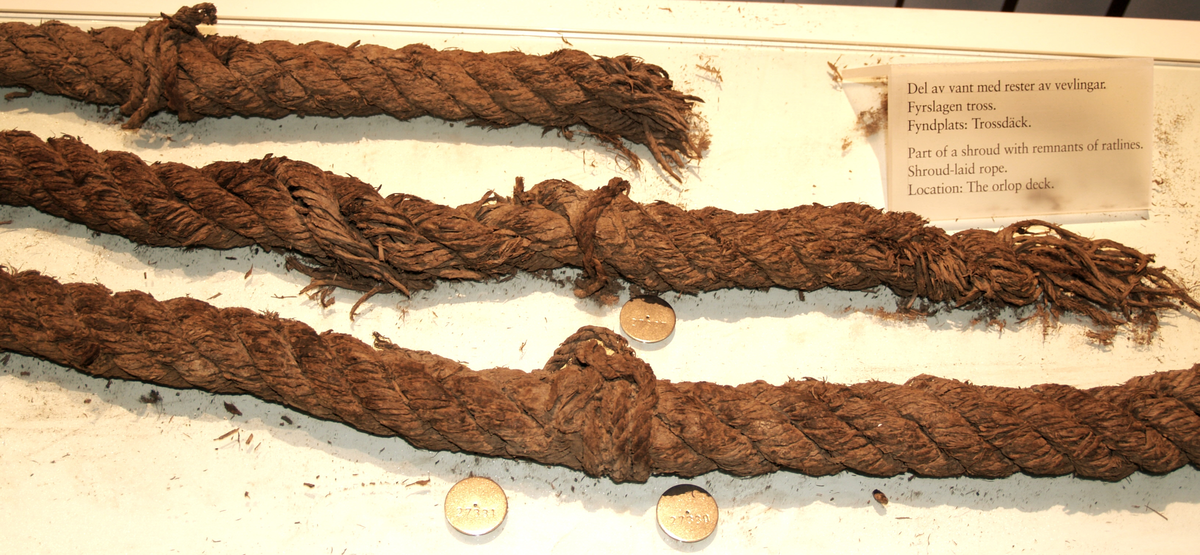 Tågvirke. Uppdelat i 5 delar.
Del 1: Rep i flera delar samt fragment
Del 2: Rep med vantknop
Del 3: Fragment
Del 4: Fragment
Del 5: Fragment