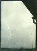 Bild av ett blixtnedslag någonstans i Huleröd, Danmark 1920.