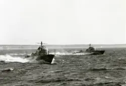 Motortorpedbåtarna Polaris (T 103) och Pollux (T 104) i rum 