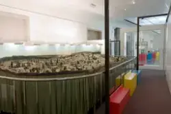 Uno Miltons modelljärnväg i Sverigesalen