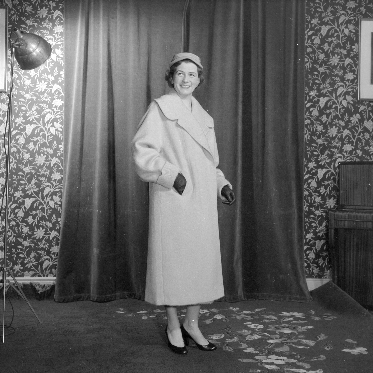 Mannequinoppvisning. Dameklær