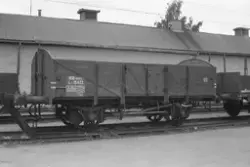 Kassevogn litra L3 nr. 15833 på Lillehammer stasjon