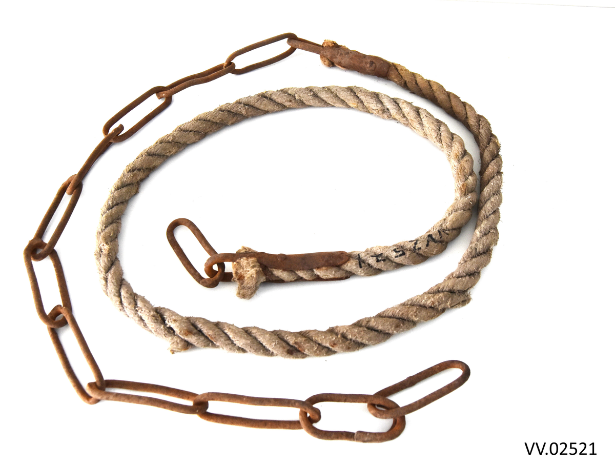 Festeanordning brukt til å feste lass på hestevogner, f.eks. høyvogn. 