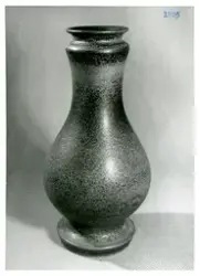 Golvvas i grön och blå glasyrer från Bo Fajans, formgivare E