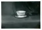 Skål med fot från Bo Fajans, omkring 1900-talets mitt.