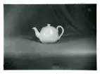 Te-/Kaffekanna från Bo Fajans, omkring 1900-talets mitt.