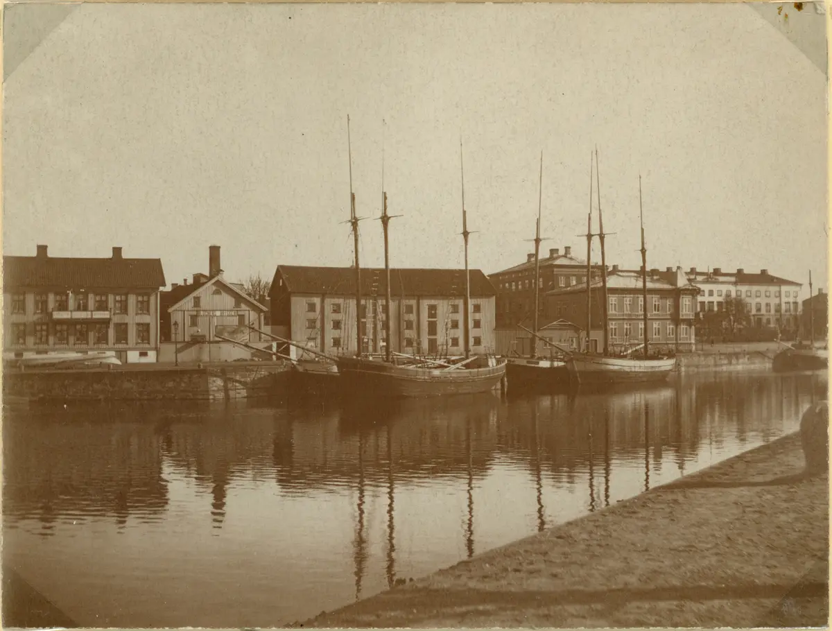 Vänersborg. Hamnmotiv. Blüchers bryggeri