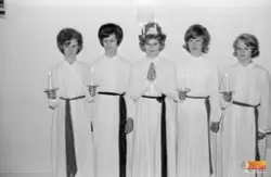 Alfta Lions Lucia m tärnor.
1.?
2.?
3.?
4.?
5.Eva Froms