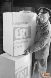 Ruben Sundberg vid järnvägsmagasinen i Edsbyn.