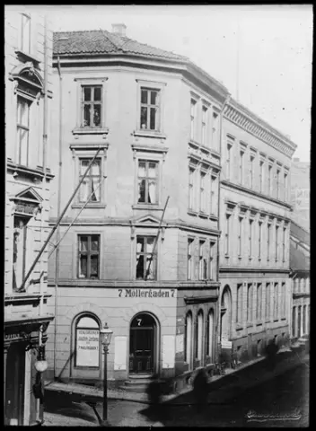 Christiania posthus. Møllergata 9. 1863 - 1869.