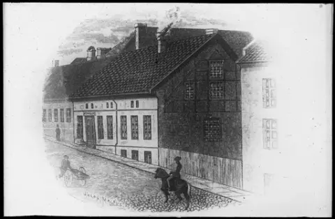 Christiania posthus. Nedre Voldgate 25. 1812 - 1814.