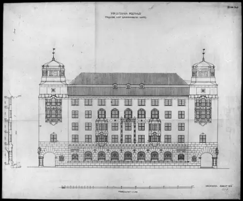 Fasadetegning av Kristiania posthus mot Dronningens gate.