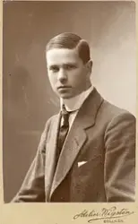 Porträtt av Edvard Näslund (enligt text i album).