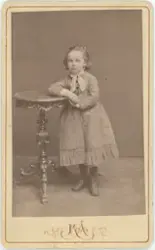 Kabinettsfotografi - flicka, Uppsala