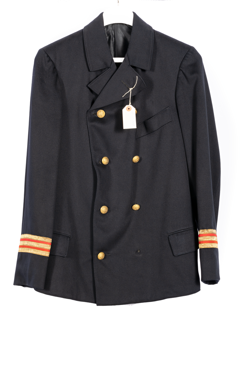 Kavaj m/1904 med gradbeteckning (gamla modellen) för marinläkare med kaptens tjänsteklass.