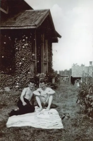 To menn ved Storbråten