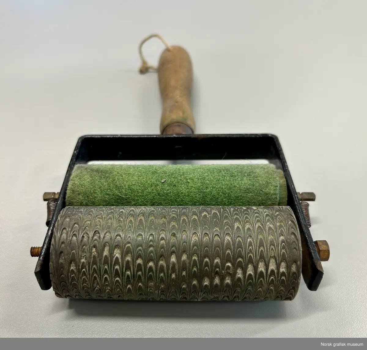 Valse med mønster som skal forestille marmorering. Til bruk på papir. 