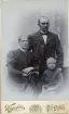 Familjeporträtt.