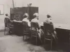 Stockholm Hultmans försökstation Norra Vasa 1918-20. Knappsatsbord för avgående trafik, uppsättningsbord för ankommande trafik.