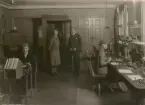 Skövde telegrafstn. År 1928. Tk Tigerström med personal.
