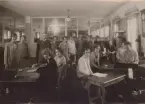 Stockholm Rikstelefon År 1928. Abonnemangsbyrån (samtalsräkn.) med fkr Nils Gamstorp .