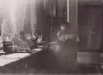 Falkenbergs första Telefonstation och första telefonist omkr. år 1890.