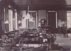 Göteborg Telegrafstation omkr år 1896. Interiör.