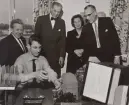 Stockholm Telegrafstation. Skeppsbron. Invign. 4/2 1960. Telegramrummet. Fr.v. Statsrådet Gösta Skoglund, telegrambärare Lennart Pettersson, överståthållare Johan Hagander, kontrollör Karin Sundström och generaldirektör Håkan Sterky.