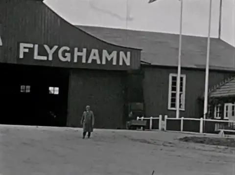 Invigning av Skagens flygplats och hangar 1934