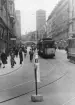 AGA s k jordschaktslykta för markering av tillfälliga arbetsplatser på gata eller väg. Kungsgatan Stockholm.