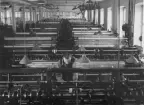 Sveriges Förenade Trikåfabriker, Borås. Avdelning G. Charmeusemaskin.